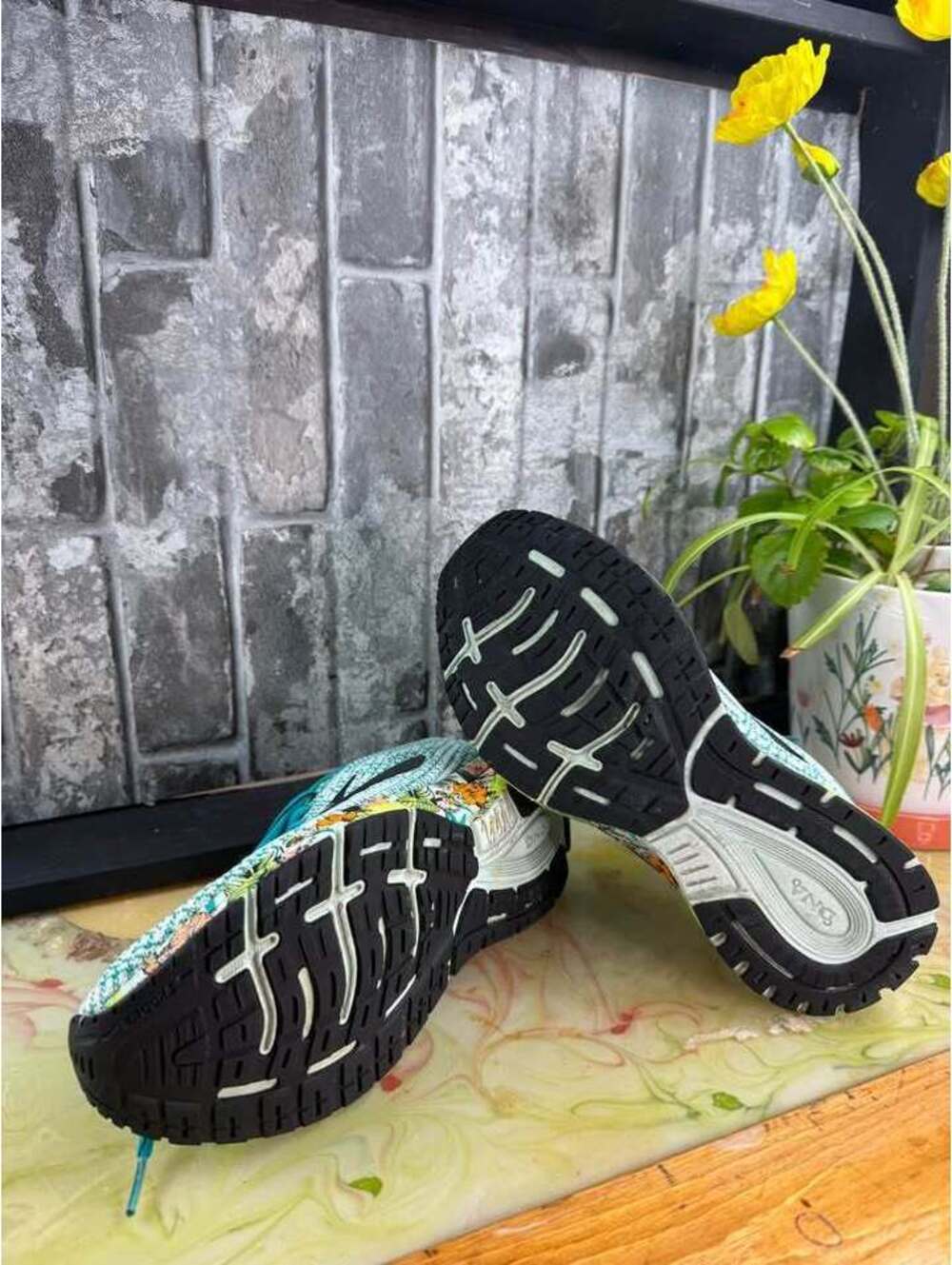๐บ๐ฅ LIMITED EDITION BROOKS REVEL 3 TROPICAL COLLECTION ๐ฅ๐ด - Picture 6 of 8
